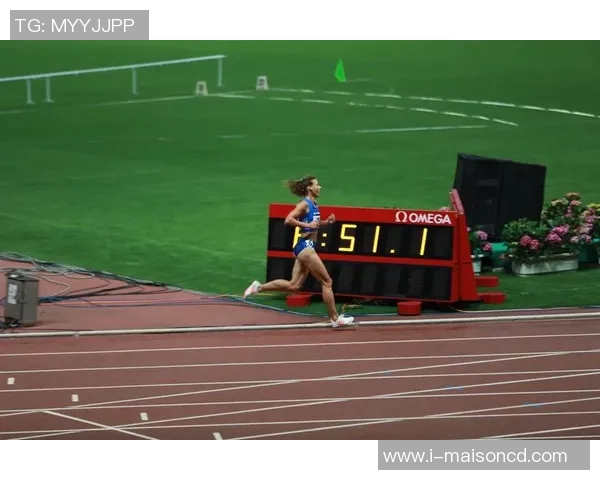 上海羽毛球队在钻石联赛中的灵活性展现与战术分析